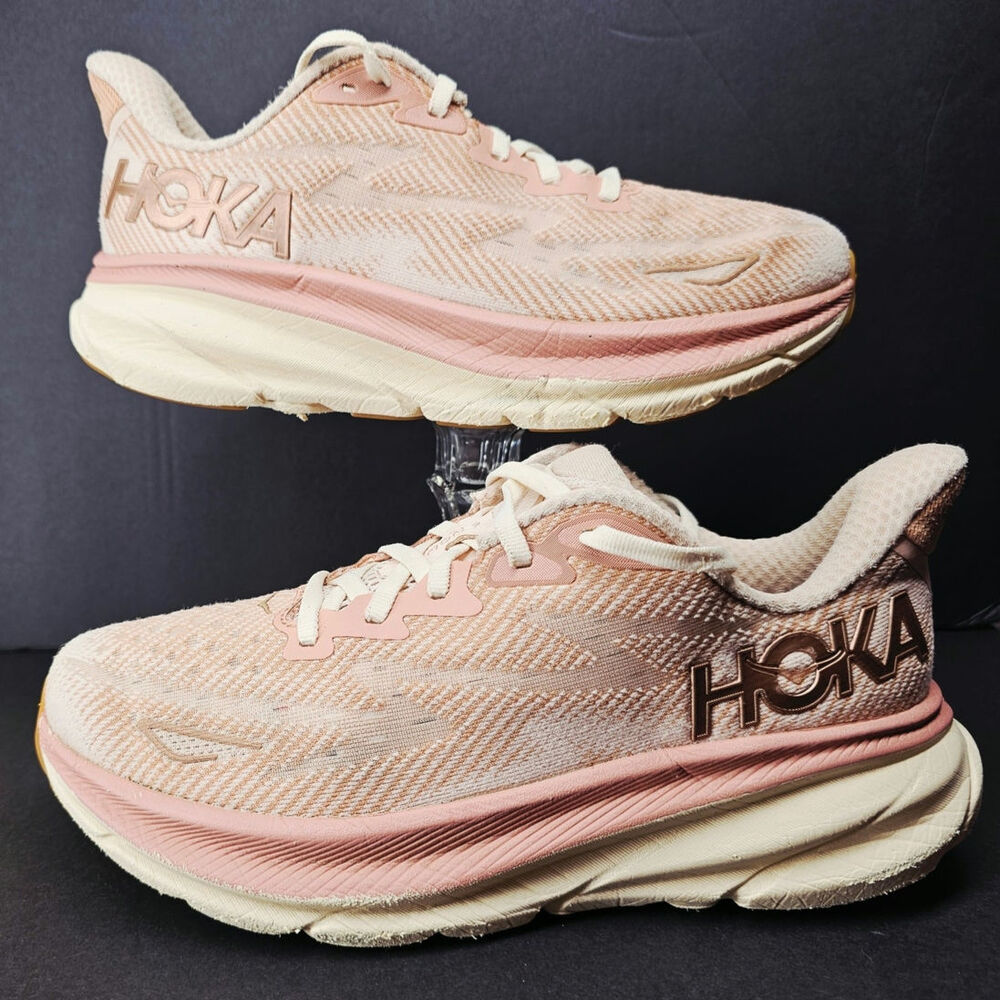 Hoka Women 8 Comfy footwear